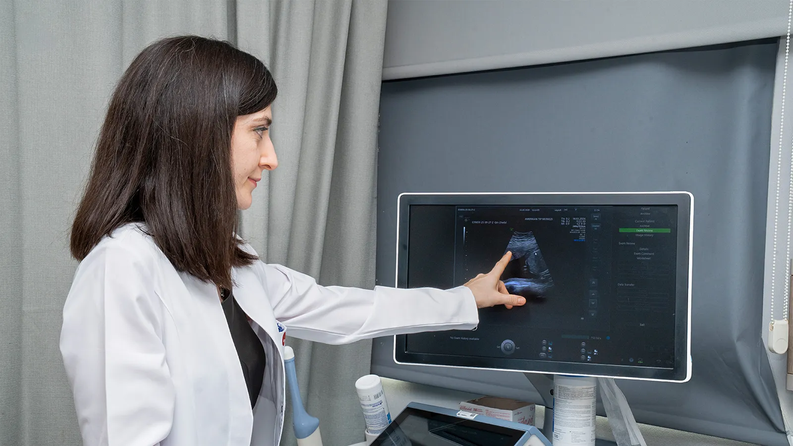 Dr. Nilüfer Cimşit Kemahlı - Fotoğraf 1